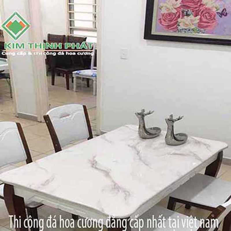 đá hoa cương bếp