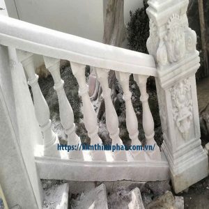 lan can đá hoa cương non nước