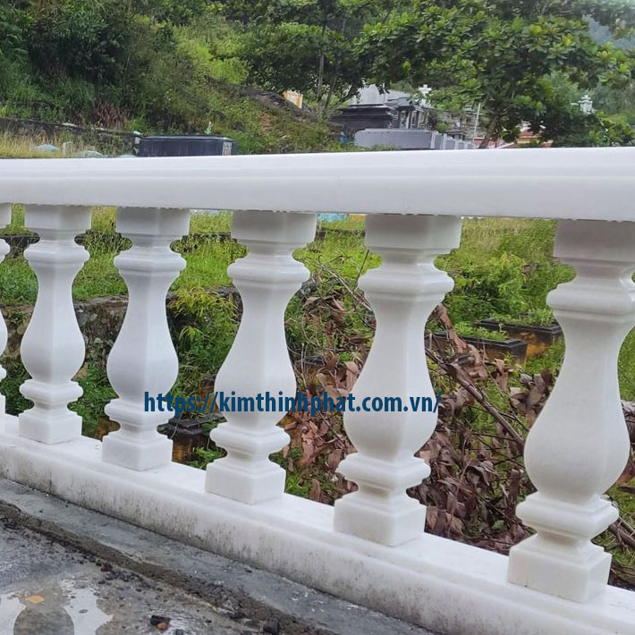 lan can đá hoa cương non nước