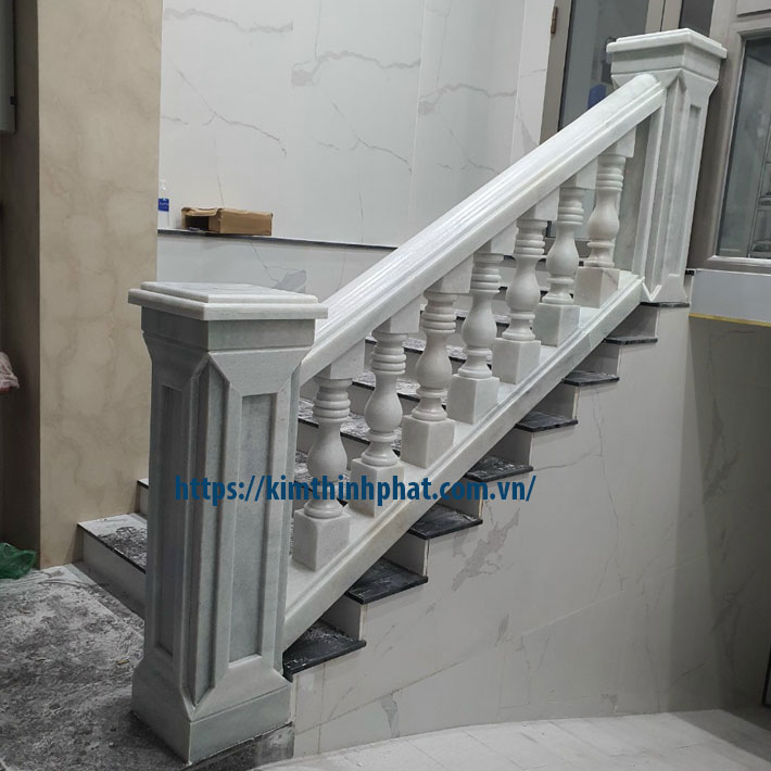 lan can đá hoa cương non nước