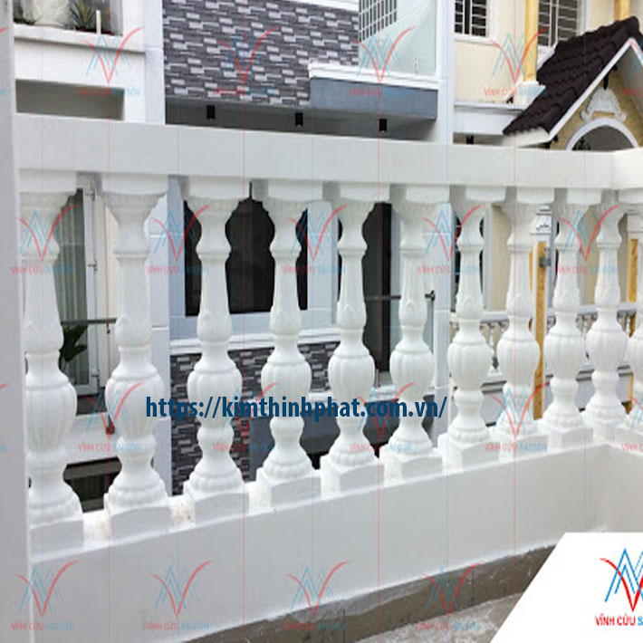 lan can đá hoa cương non nước