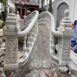 lan can đá hoa cương non nước