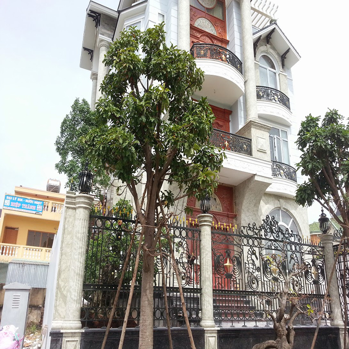 đá hoa cương cột tròn