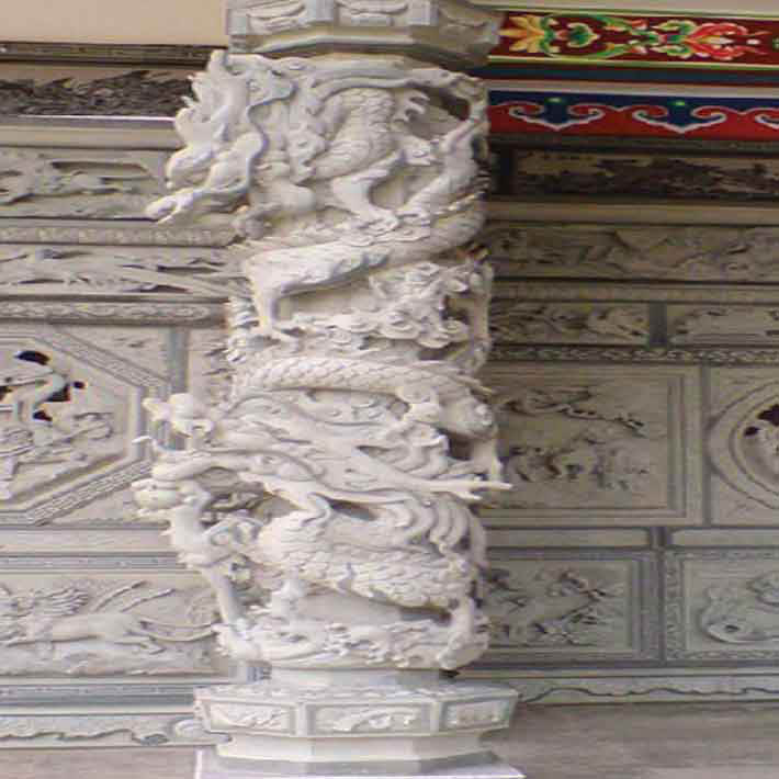 đá hoa cương cột tròn