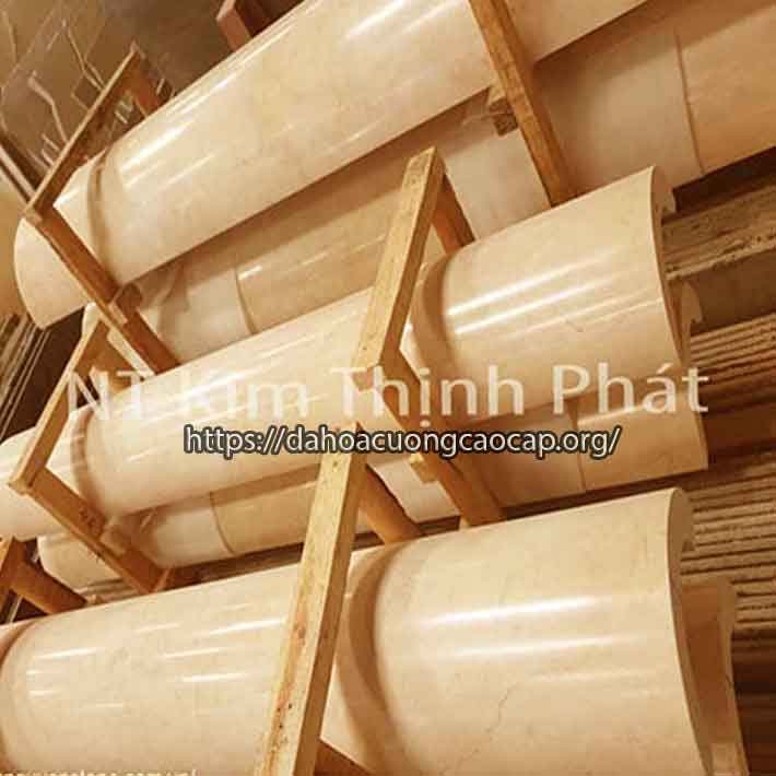 đá hoa cương cột tròn