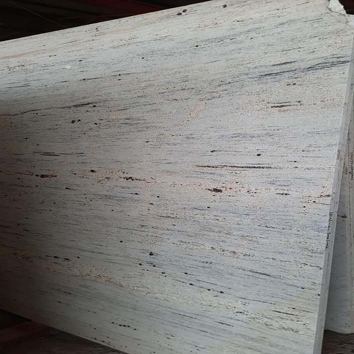 Tuyển Thợ Đá Hoa Cương