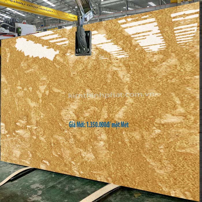 giá đá hoa cương bếp màu vàng